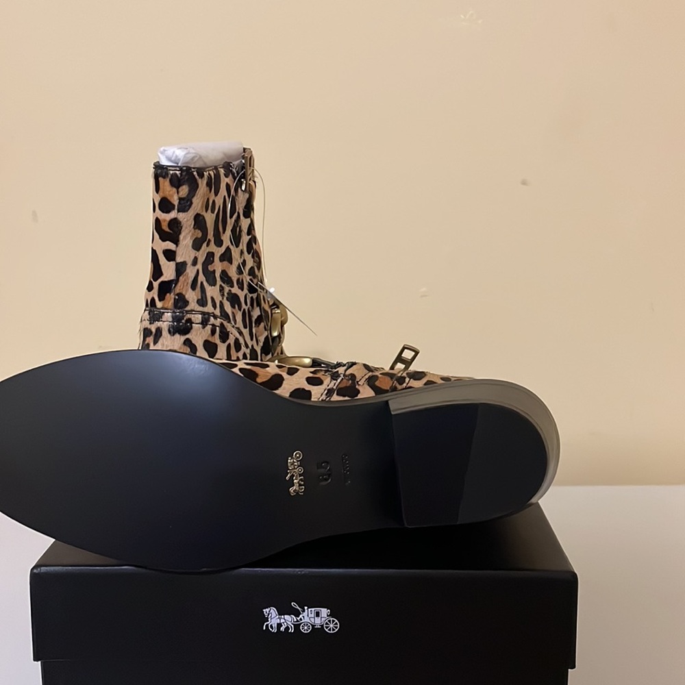 Coach Allen Signature Chain Ankle Boots👌Size: 6.5B - Picture 6 of 6